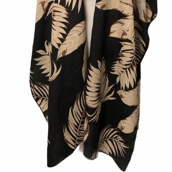 Lulla collection Black and Tan swim coverup/kimono - Picture 3 of 8
